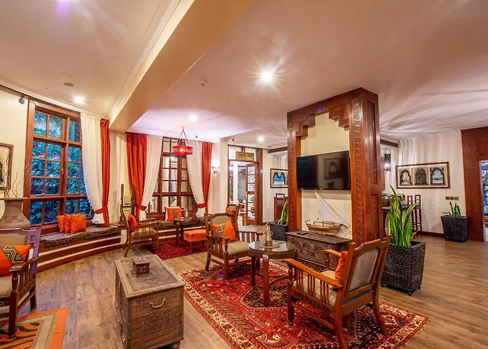 Golf hotel: African Tulip Hotel