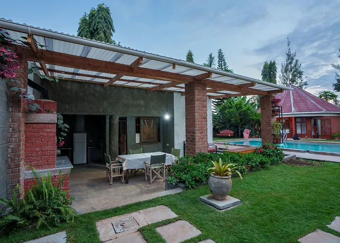 Sprunger Avenue - Tulia Homes